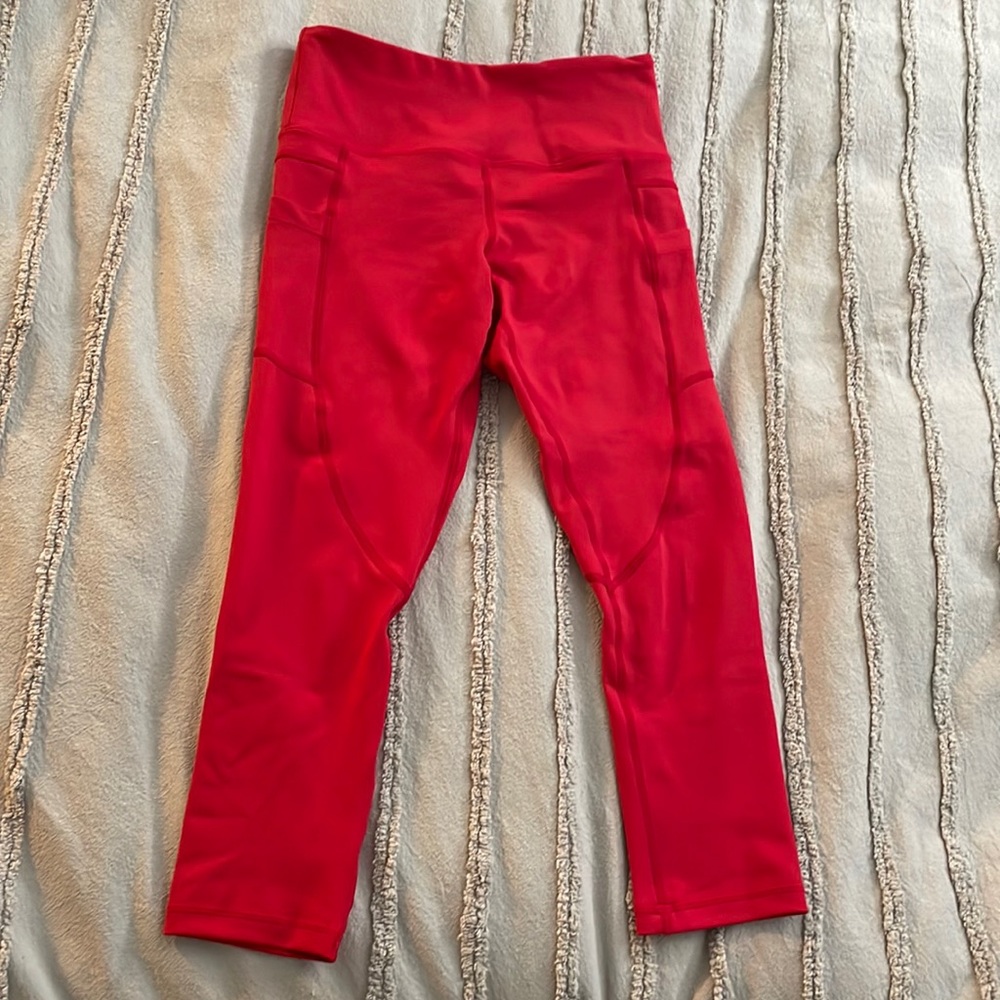 Zyia Red Pocket Light n Tight Hi-Rise Capri 20"